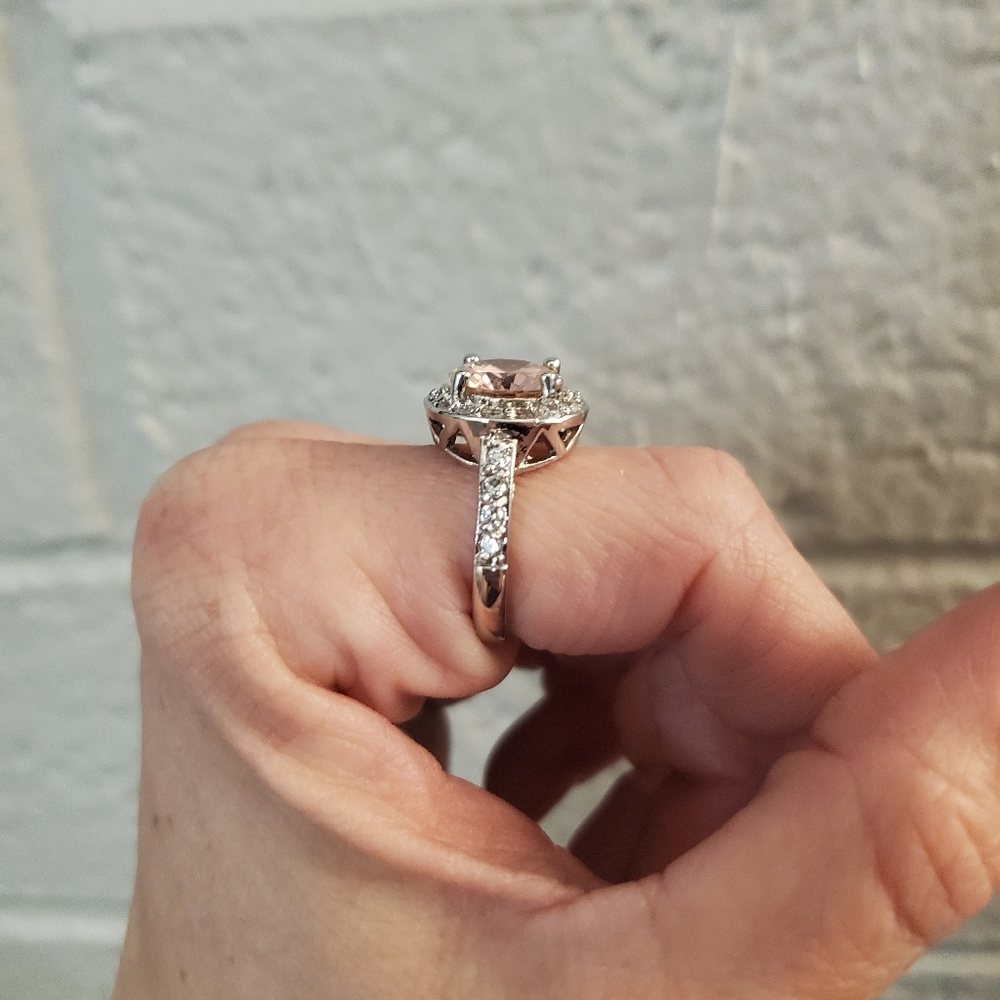 Pink gemstone ring - Picture 4 of 7